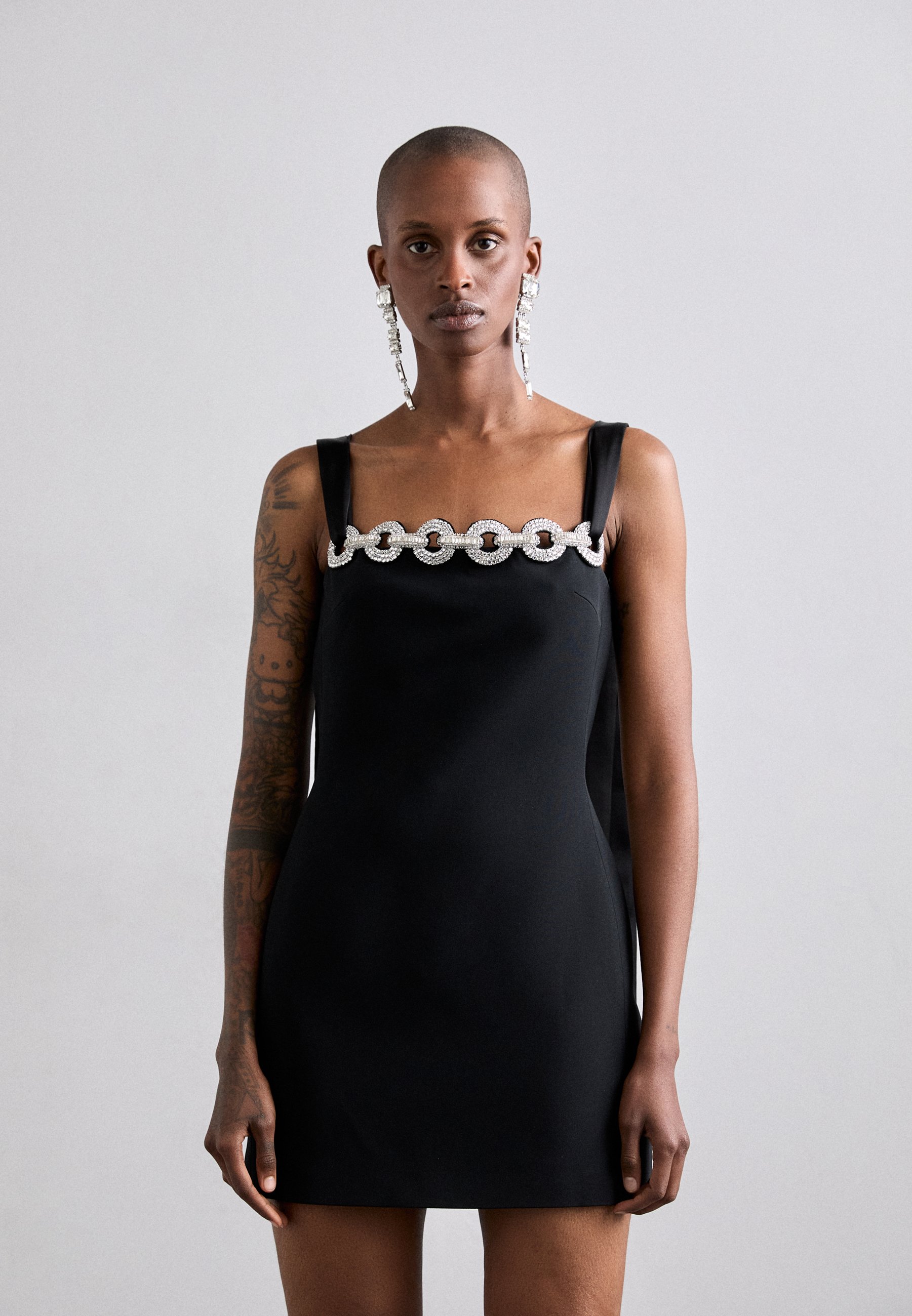 David Koma BOW CIRCLE CHAIN DRESS - Cocktail dress / Party dress - black/ silver/black - Zalando.co.uk