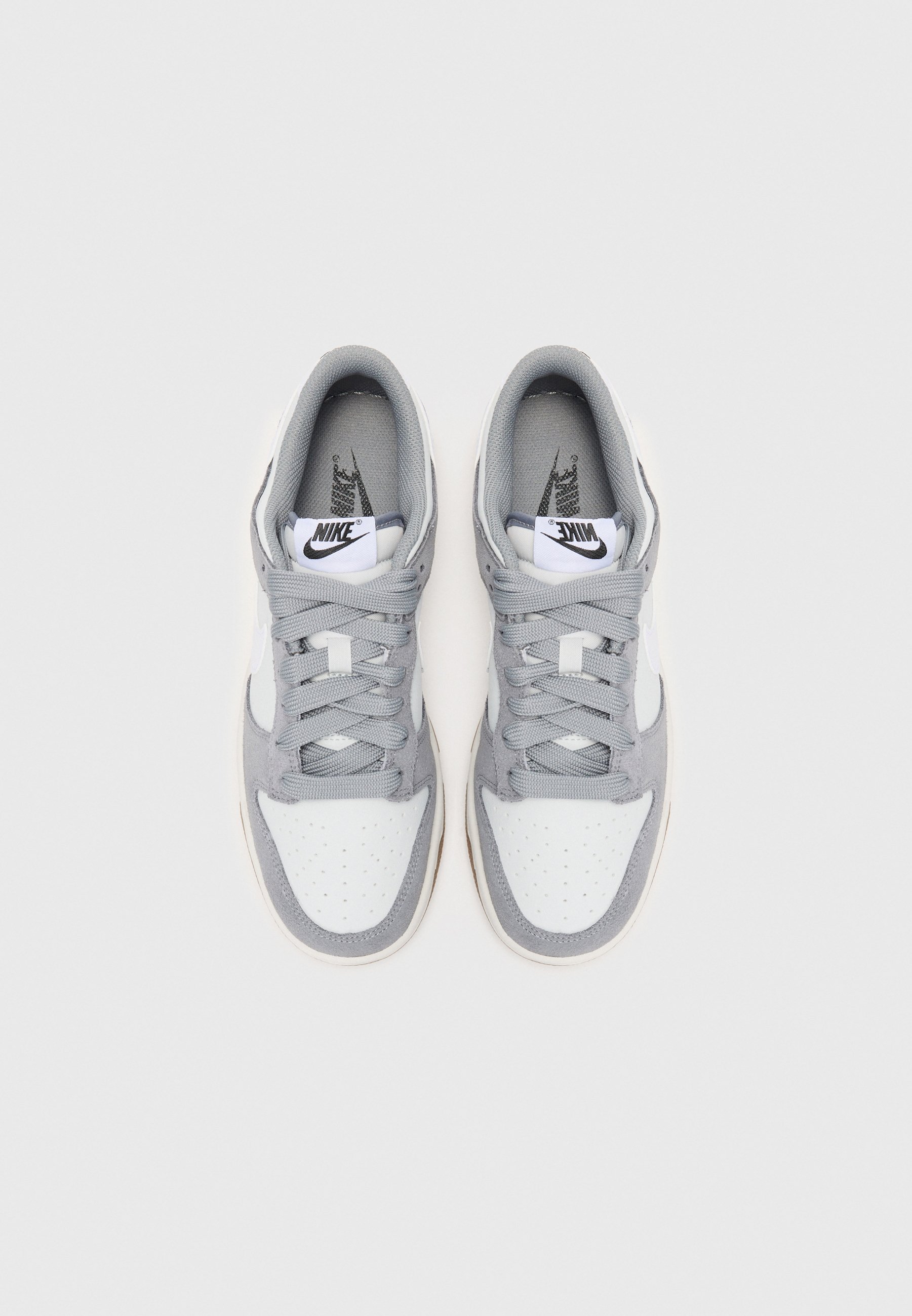 Nike Sportswear DUNK LOW RETRO - Trainers - cool grey/white