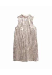 Vestido sin mangas de color rosa claro con cuello alto, cubierto de lentejuelas verticales que crean un efecto texturizado y brillante.