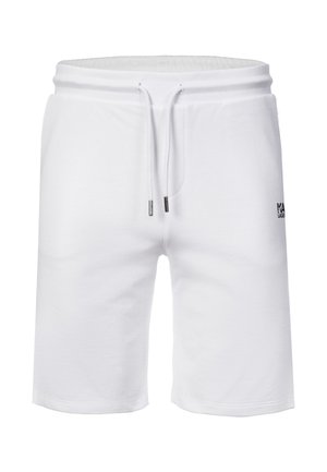 Weiße legere knielange Shorts mit Kordelzugbund und kleinem schwarzem Logo am rechten Oberschenkel.