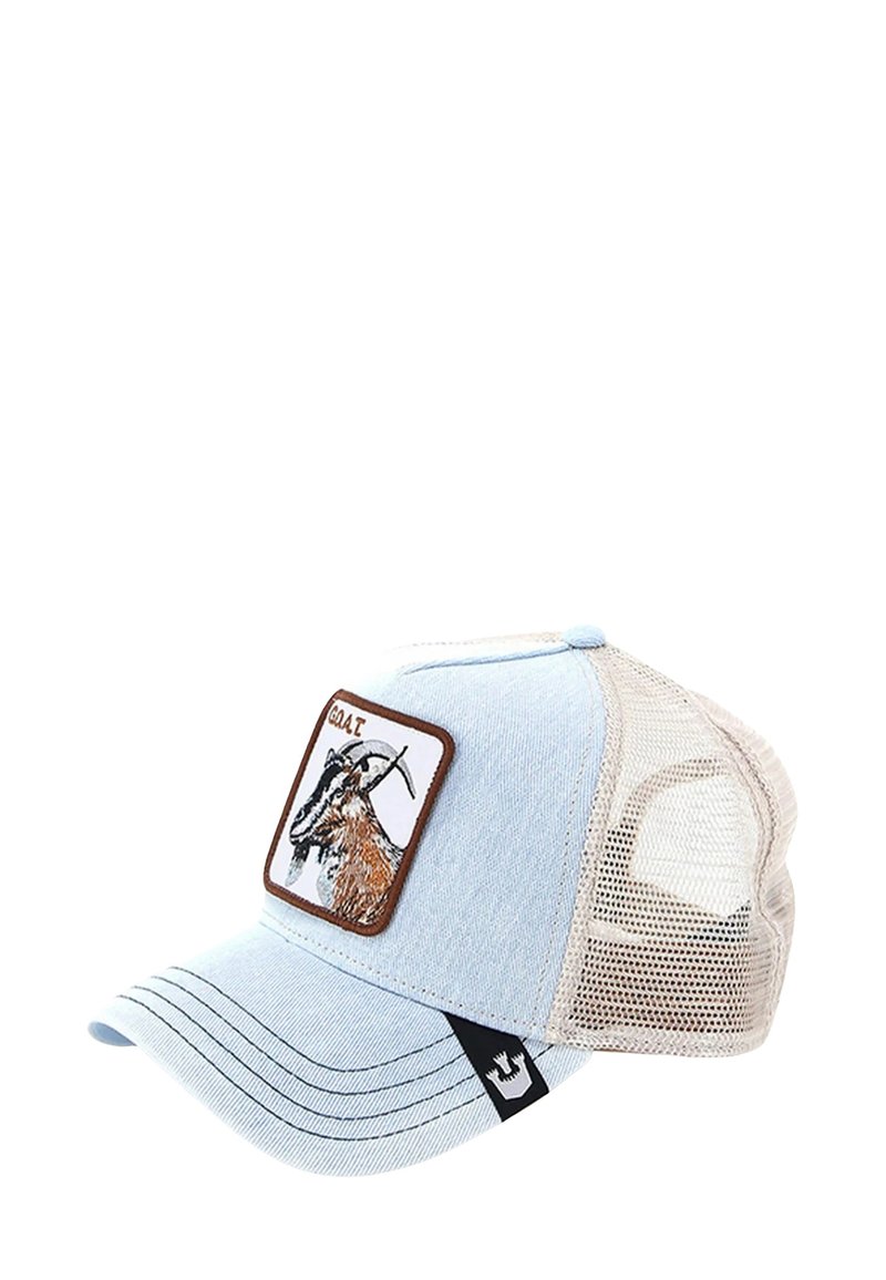 Cappello trucker a rete blu chiaro e beige con un patch di una capra e un'etichetta nera sul bordo anteriore.
