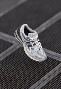 New Balance - Sneakers - grey grey Miniaturebillede 1