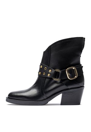 Yokono Botines camperos - black