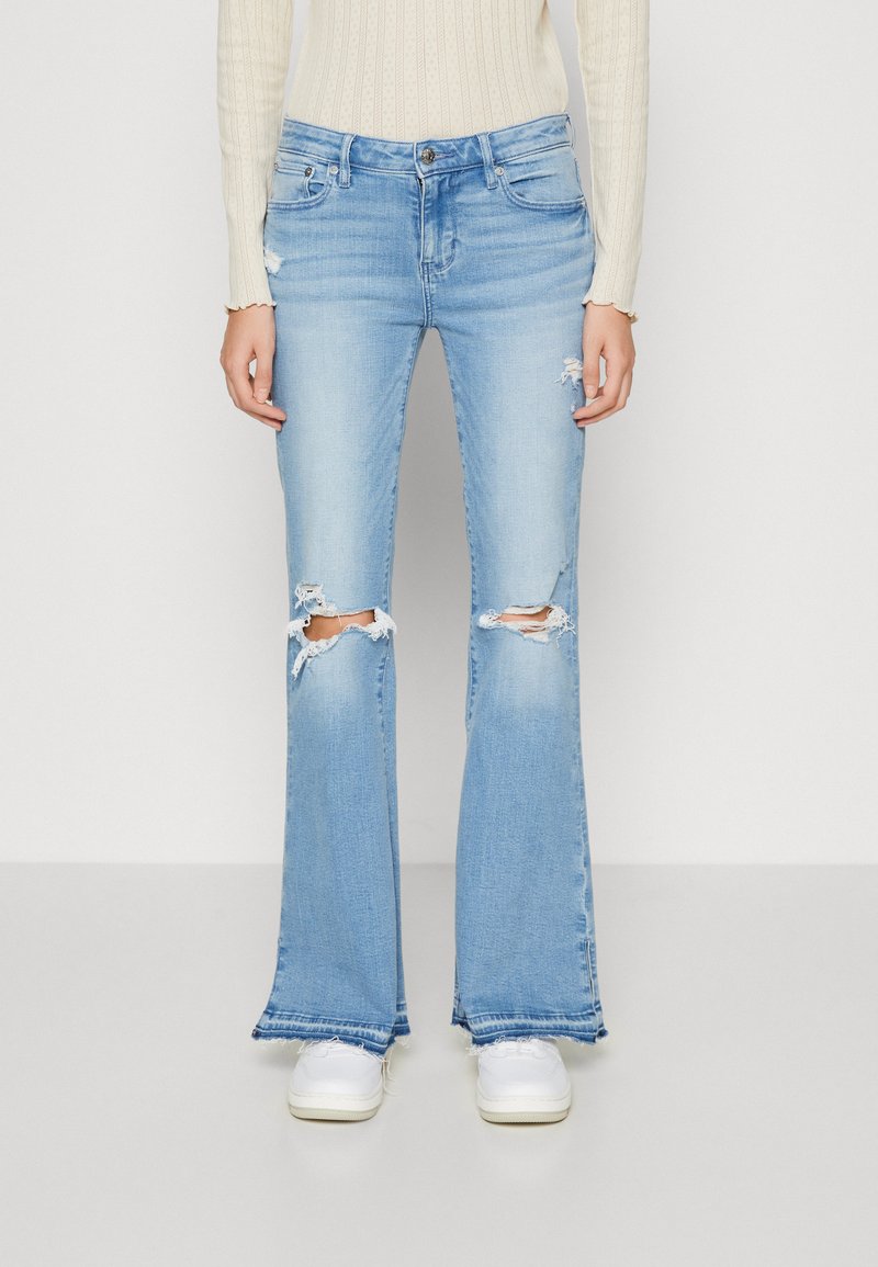 American Eagle LOW RISE Flared Jeans bright vintage/lichtblauw