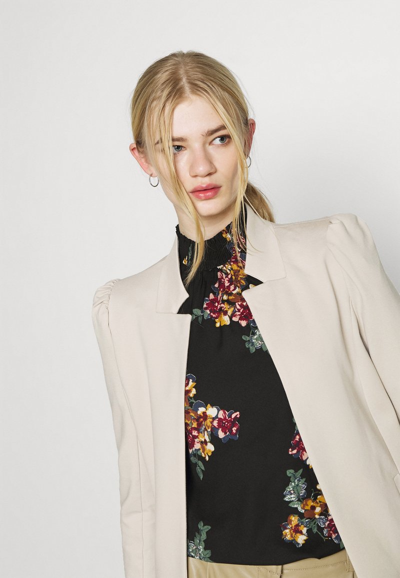 Damen Parkas | ONLY ONLPOPTRASH SOHO LIFE PUFF COATIGAN Kurzmantel peyote/beige - HK04760 Damen Parkas | ONLY ONLPOPTRASH SOHO LIFE PUFF COATIGAN Kurzmantel peyote/beige - HK04760