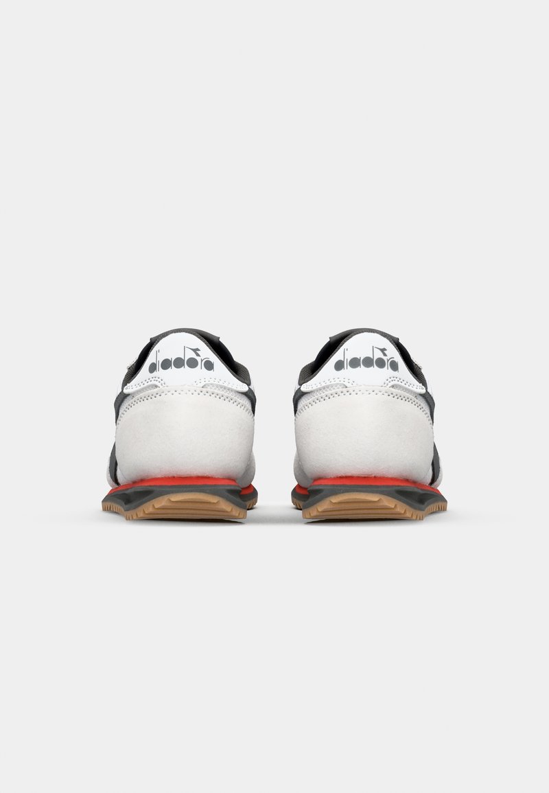 Scarpe Diadora Cross Unisex - Nero Beluga, Stringate, Taglia 44 EU - Foto 6