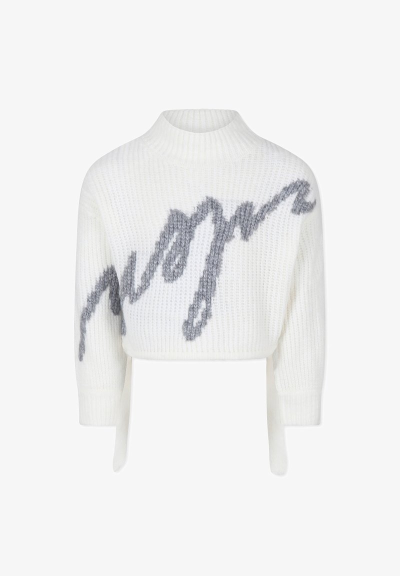 Maglione bianco corto in maglia testurizzata, con lettering grigio in corsivo sul davanti, colletto rotondo e polsini a coste.