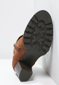 TOM TAILOR Botines - cognac