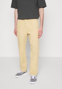 Levi's® XX CHINO EZ TAPER II - Calças - tan