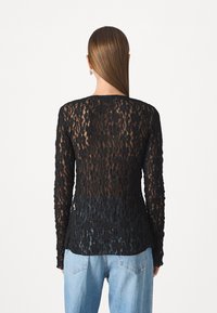 Gina Tricot - Bluzka