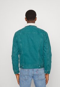 Levi's® TRUCKER  - Farkkutakki - atlantic deep