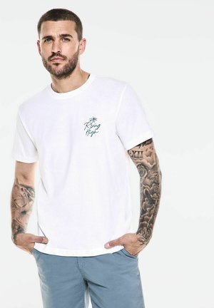 Street One MEN MIT BRUST - T-Shirt print - weiß