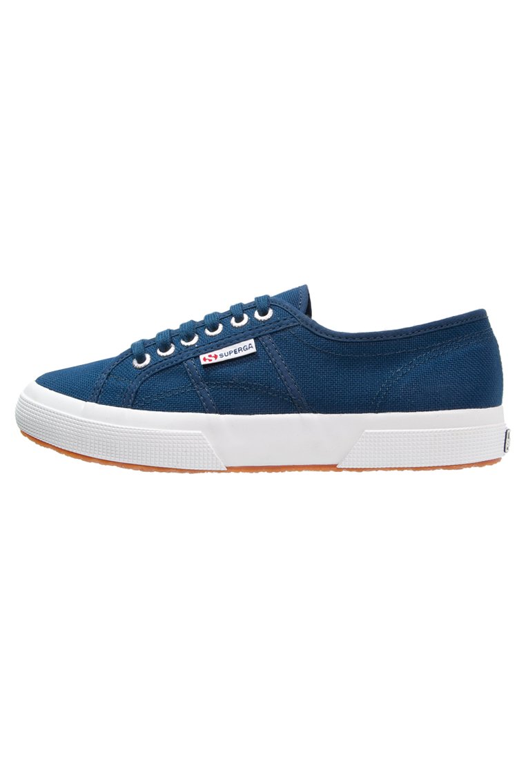 uk superga