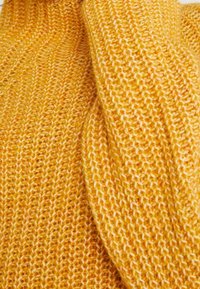 BOSS Stickad tröja - yellow