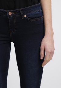 Noisy May Džíny Slim Fit - dark-blue denim