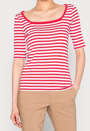 T-shirt z nadrukiem