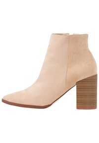 RAID Ankle Boot - nude