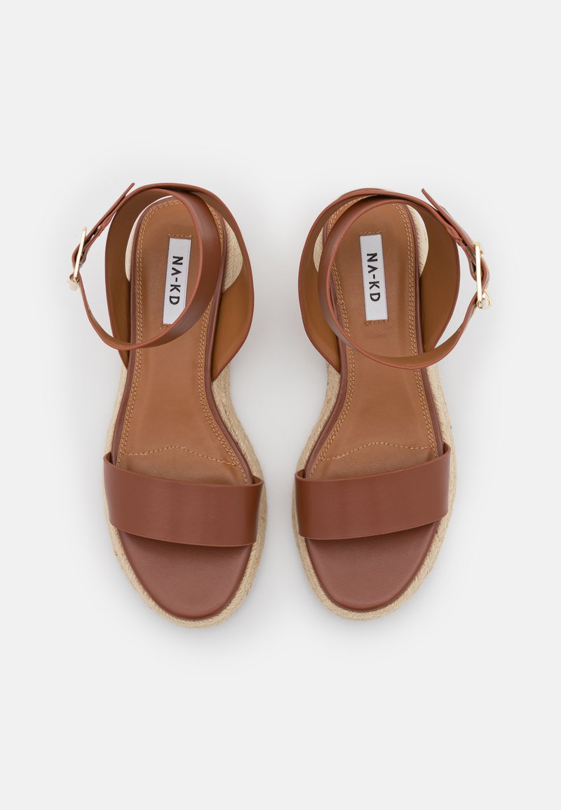 Damen Halbschuhe | NA-KD BUCKLED PROFILE SOLE Plateausandalette brown/braun - MN33503 Damen Halbschuhe | NA-KD BUCKLED PROFILE SOLE Plateausandalette brown/braun - MN33503