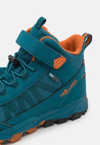 TROLLKIDS TRONFJELL HIKER MID UNISEX - Pohodna obutev - deep lagoon/cinnamon