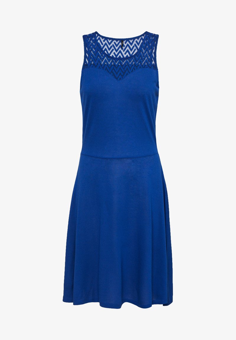 Robe bleu roi sans manches, longueur genou, avec jupe évasée et empiècement en dentelle transparente à motif chevron sur le décolleté.