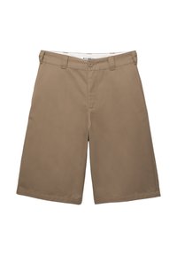 Vaaleat beige-shortsit, jotka on valmistettu sileästä kankaasta, suoralla leikkauksella. Shortsien varusteet sisältävät nappisulkemisen, vyölenkit ja sivutaskut.