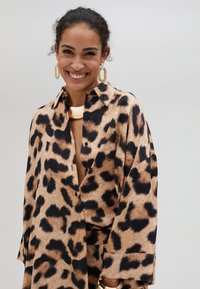 LOLA CASADEMUNT Paitapusero - leopard