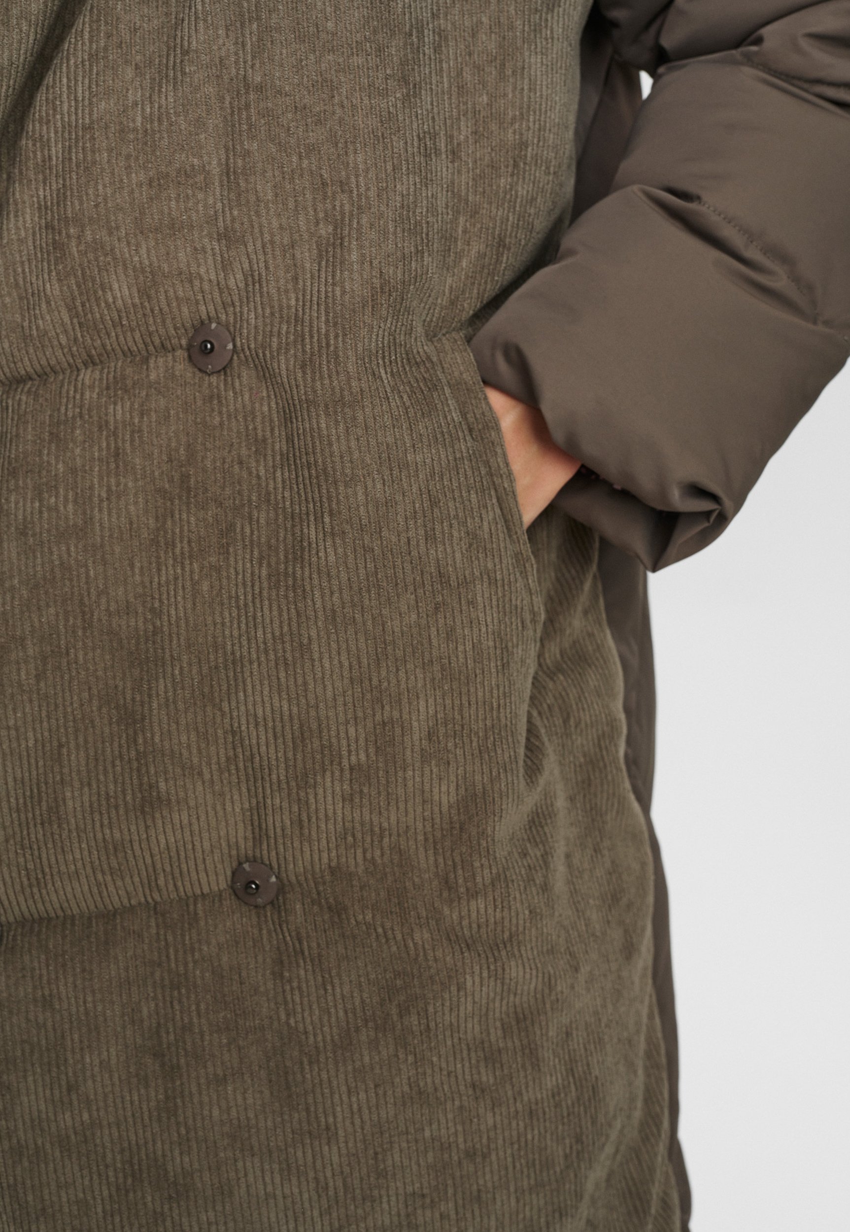 Ecodicta | Moda sostenible | Suscripción Ropa | alquiler ropa