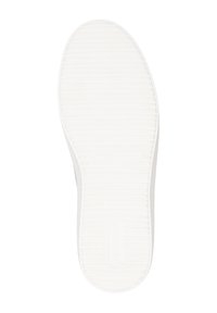 Semelle en caoutchouc blanche avec des rainures horizontales et une surface lisse. Le logo est embossé près du centre. Plate, sans talon proéminent.