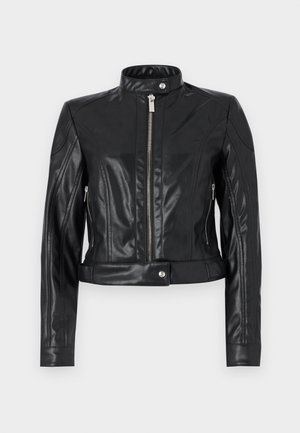 Veste en cuir noir avec un design court, dotée d'un col montant, d'une fermeture éclair à l'avant et de poches latérales zippées. Texture lisse avec des coutures ajustées.