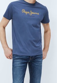 Pepe Jeans Triko s potiskem - blue