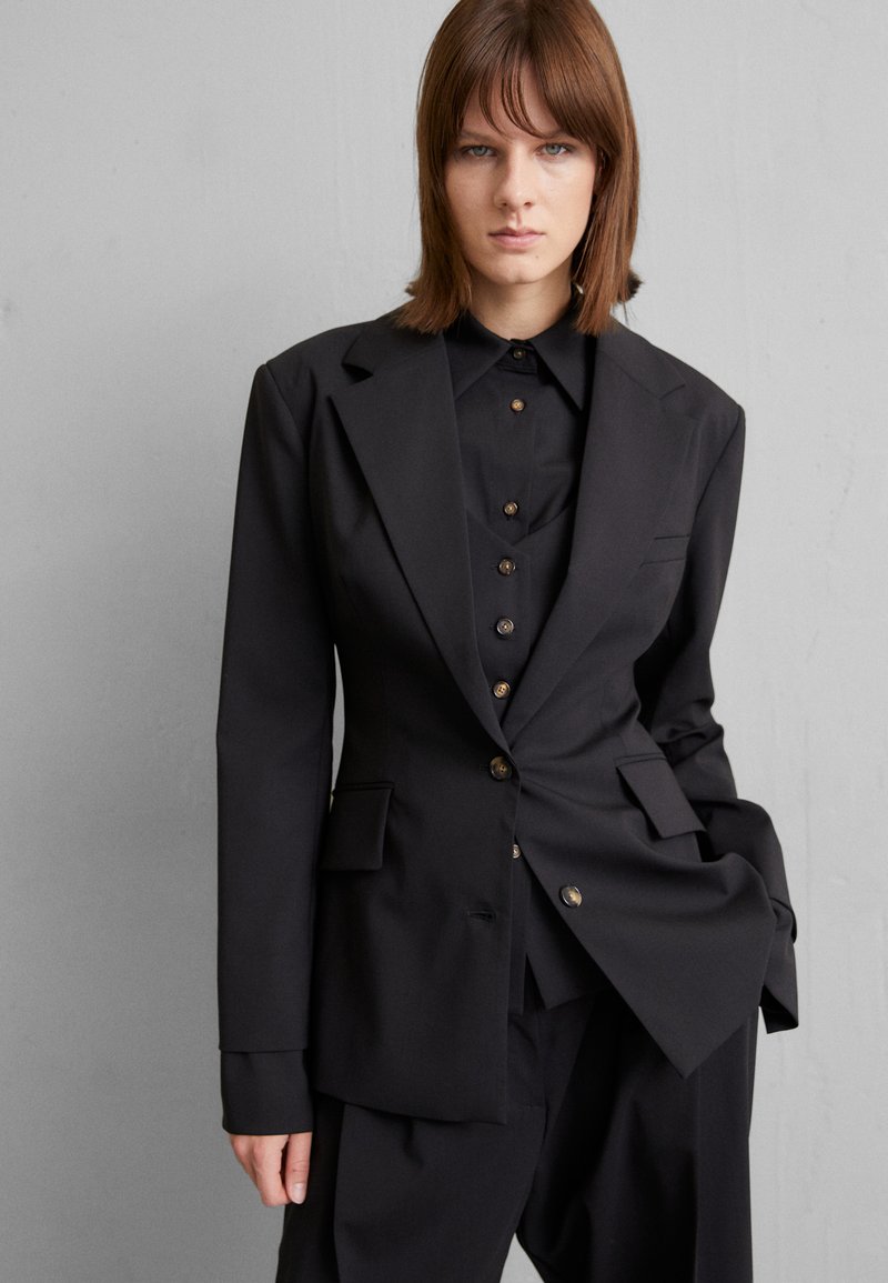 A.W.A.K.E. MODE FITTED TAILORED JACKET WITH SHIRT AND VEST INSERT