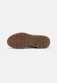TOM TAILOR 4282802 - Sneaker high - camel