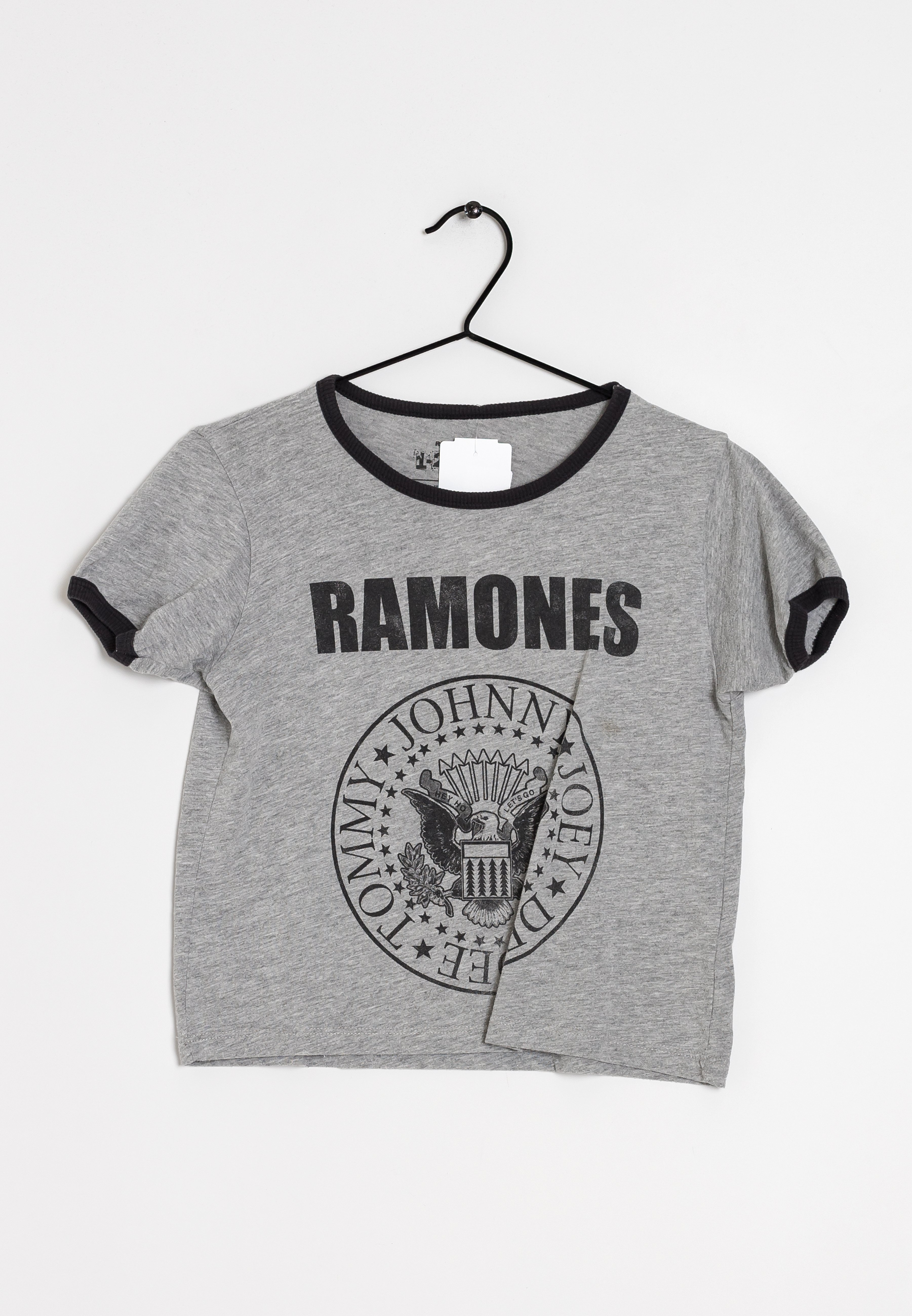 pull and bear ramones t shirt