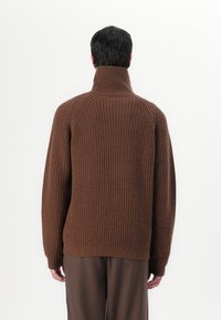 Libertine-Libertine SESSION - Πουλόβερ - walnut