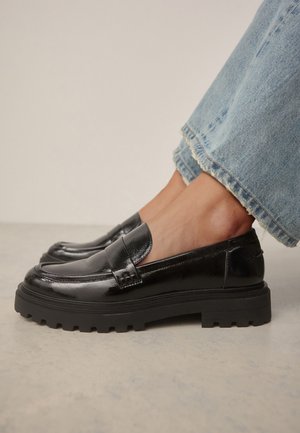 Next, Chaussons - black