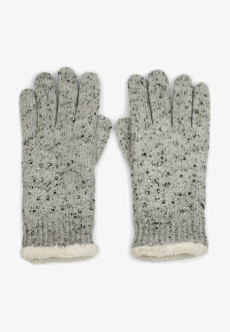 Gants tricotés gris avec des taches noires, petites perles argentées et doublure en polaire blanche aux poignets, étalés à plat avec les doigts tendus.