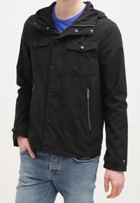 YOURTURN Kevyt takki - black