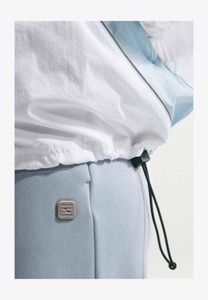 Nike Sportswear, NIKE SPORTSWEAR WOMEN'S WOVEN JACKET SPORTSWEAR - Training jacket - white light armoury blue light armoury blue