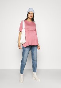River Island Maternity Calças de ganga de corte afunilado - denim medium