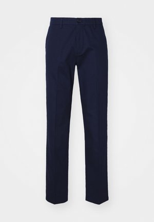Marineblauwe broek met een rechte pasvorm, voorzien van een voorknopsluiting, riemlussen en een gladde, matte textuur. Geen opvallende patronen.