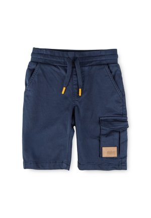 Marineblaue Cargo-Shorts für Kinder mit elastischem Bund, Kordelzug mit gelben Spitzen, Seitentaschen und einer Klappentasche mit braunem Etikett.