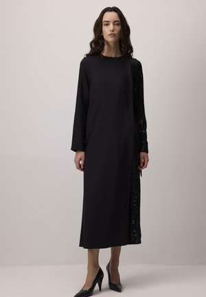 KONTRAST PAYETLİ  - Vestido informal - siyah