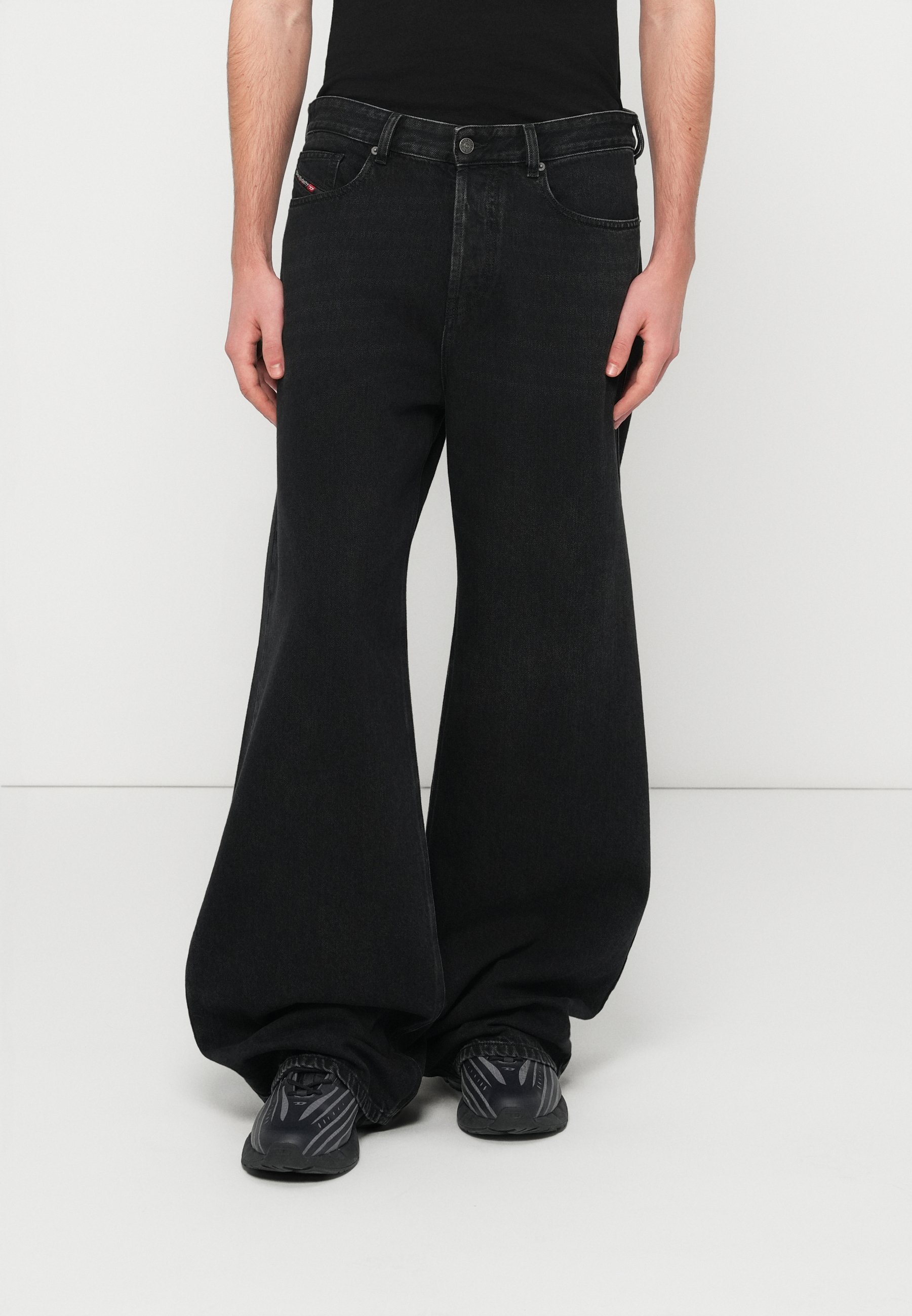 Diesel RISE - Baggy Jeans - 02/black denim - Zalando.co.uk