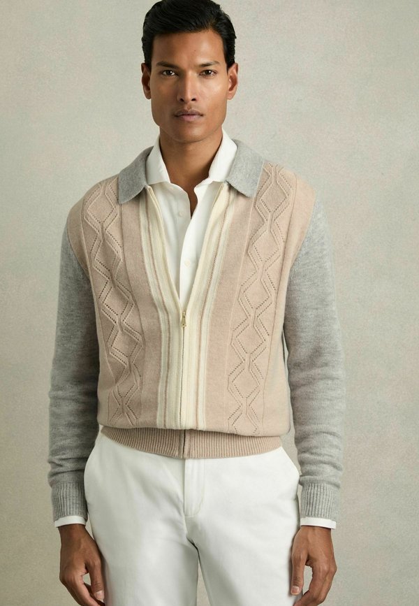 REGULAR FIT-TENNANT COLOURBLOCK ZIP THROUGH  - Strickjacke