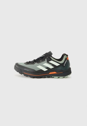 TERREX SKYCHASER TECH GTX - Hiking shoes - core black/linen green/silver-coloured green