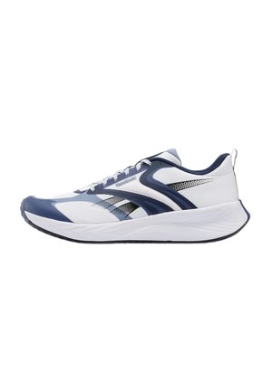 Zapatilla de running Reebok blanca y azul marino con cierre de cordones en la parte delantera, media suela curvada y logo de la marca en el lateral.