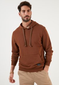 Unselected, mink color