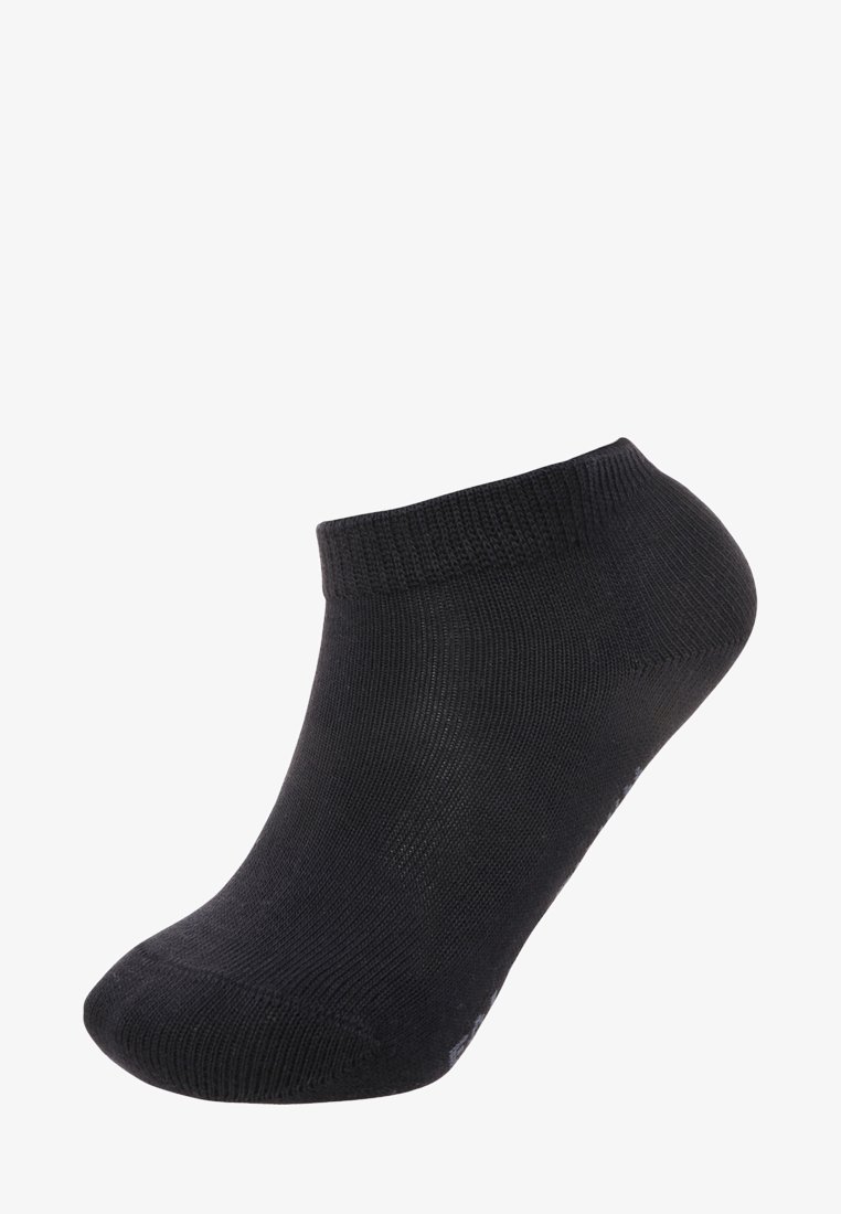 Chaussette noire au niveau de la cheville, avec un bord côtelé, texture lisse, construction de orteil sans couture, tissu léger. Idéale pour un usage décontracté.