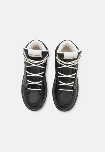 Emporio Armani Augsti sporta apavi - black