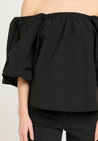 Gestuz PAMPA OFF SHOULDER - Bluza - black